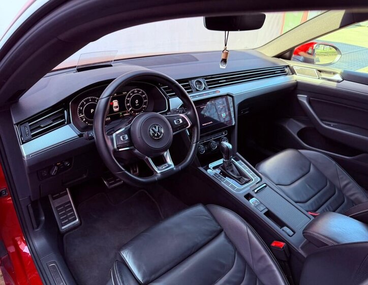 Volkswagen Arteon Liftback 2,0 l 206 kw