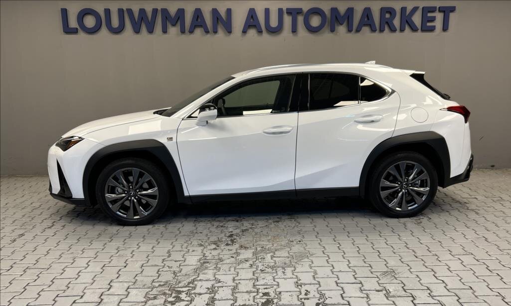 Lexus UX 300h SUV / Terénní 2,0 l 146 kw