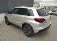 Suzuki Vitara SUV / Terénní 1,4 l 95 kw