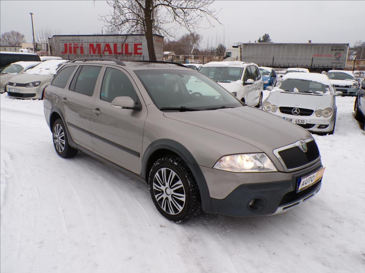 Škoda Octavia Kombi 2,0 l 103 kw