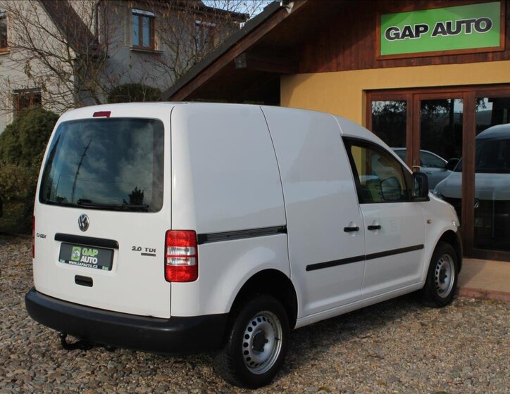 Volkswagen Caddy Skříň 2,0 l 81 kw