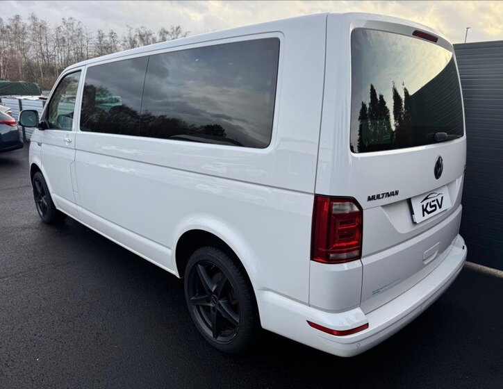 Volkswagen Multivan 7