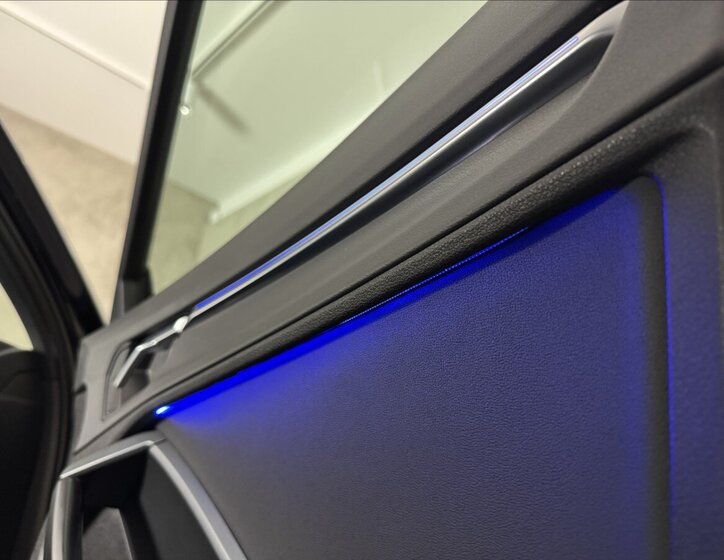 Audi Q3 SUV 2,0 l 140 kw