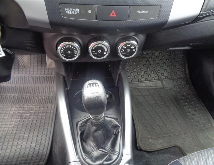 Mitsubishi Outlander Ostatní 2,3 l 130 kw
