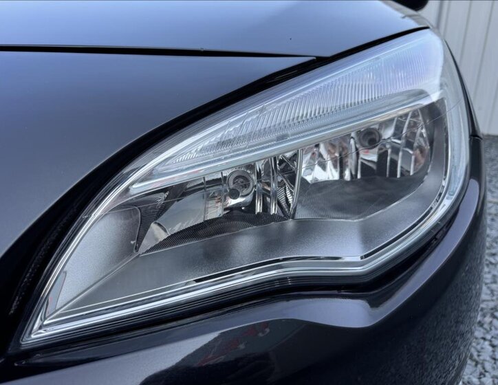 Opel Astra Hatchback 1,4 l 103 kw