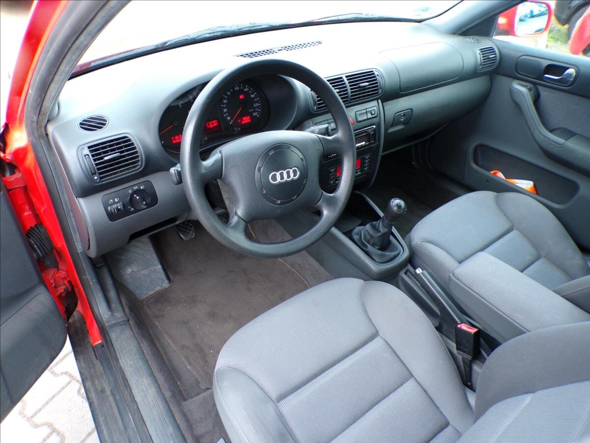 Audi A3 Hatchback 1,6 l 74 kw