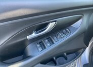 Hyundai i30 11