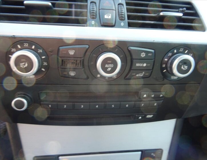 BMW Řada 5 Kombi 3,0 l 173 kw