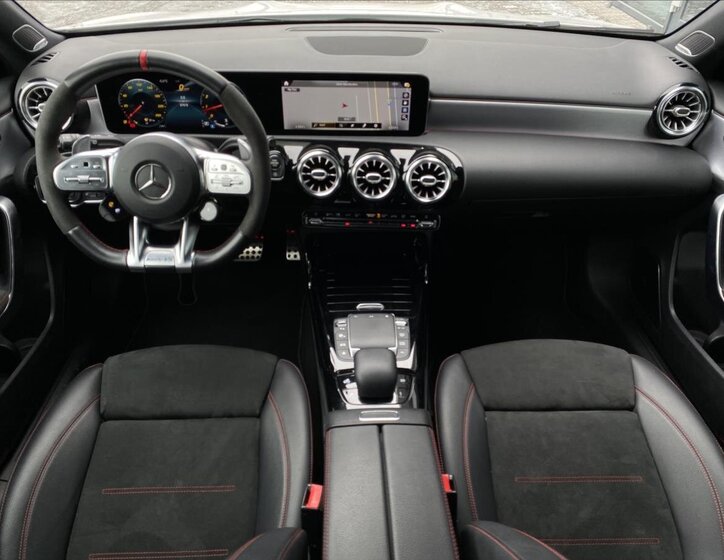 Mercedes-Benz Třídy A 12