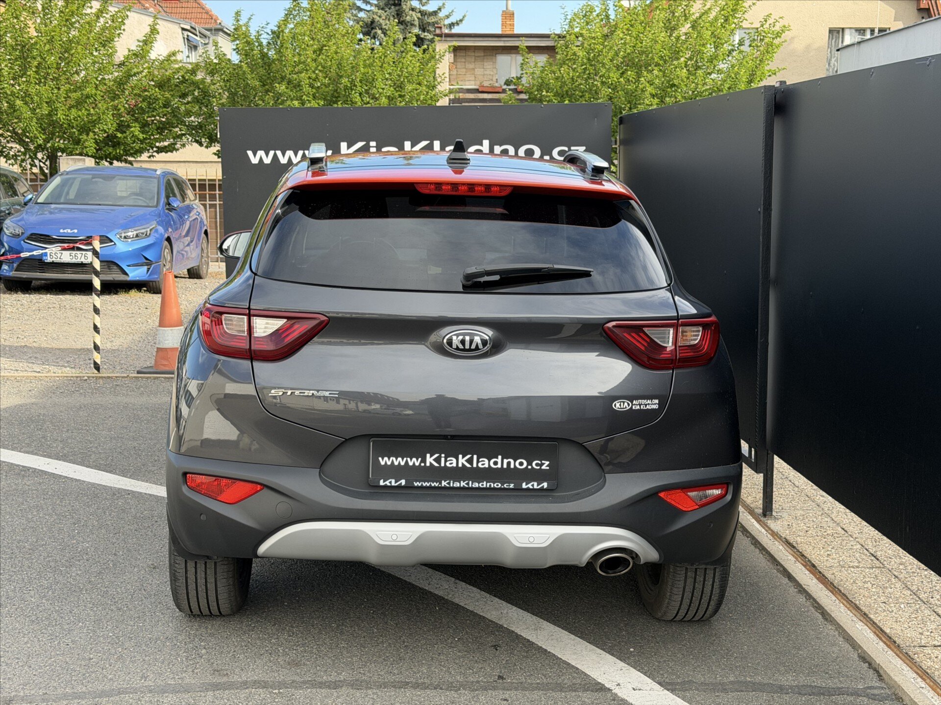 KIA Stonic SUV / Terénní 1,4 l 73 kw