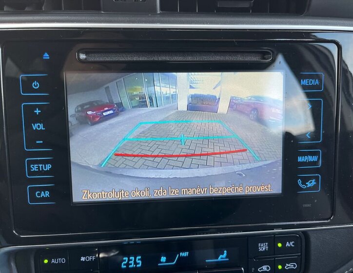 Toyota Auris Hatchback 1,6 l 97 kw