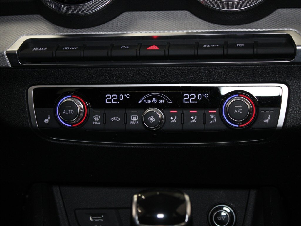 Audi Q2 SUV / Terénní 2,0 l 110 kw
