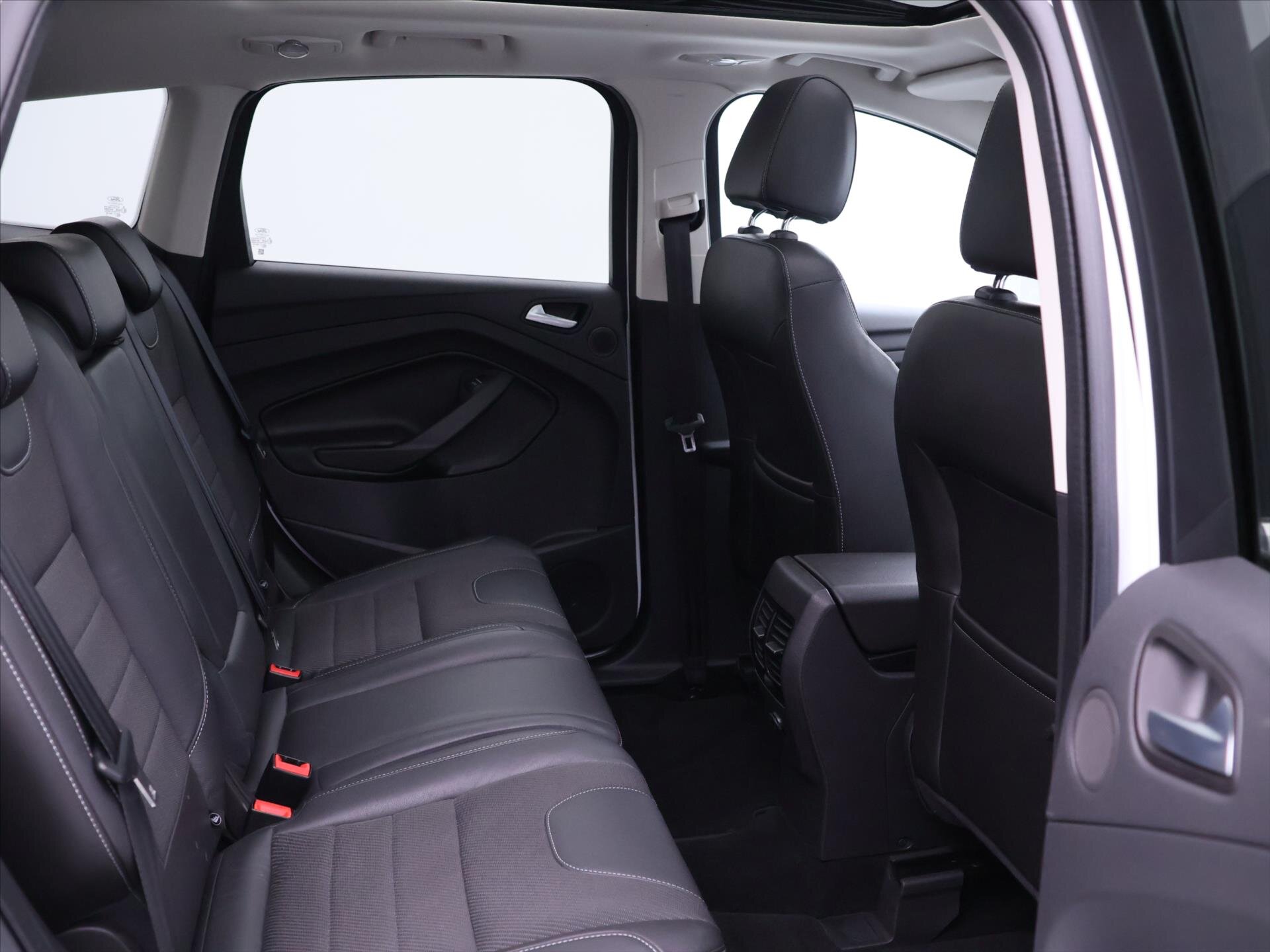 Ford Kuga SUV / Terénní 2,0 l 120 kw