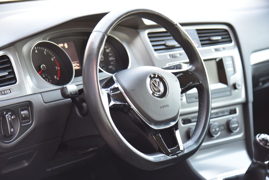 Volkswagen Golf Hatchback 1,2 l 77 kw