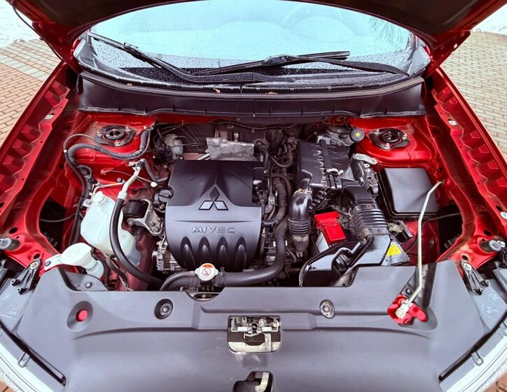 Mitsubishi ASX SUV 1,6 l 86 kw