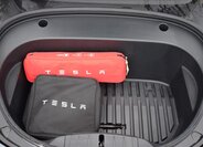 Tesla Model 3 Sedan 0,0 366 kw