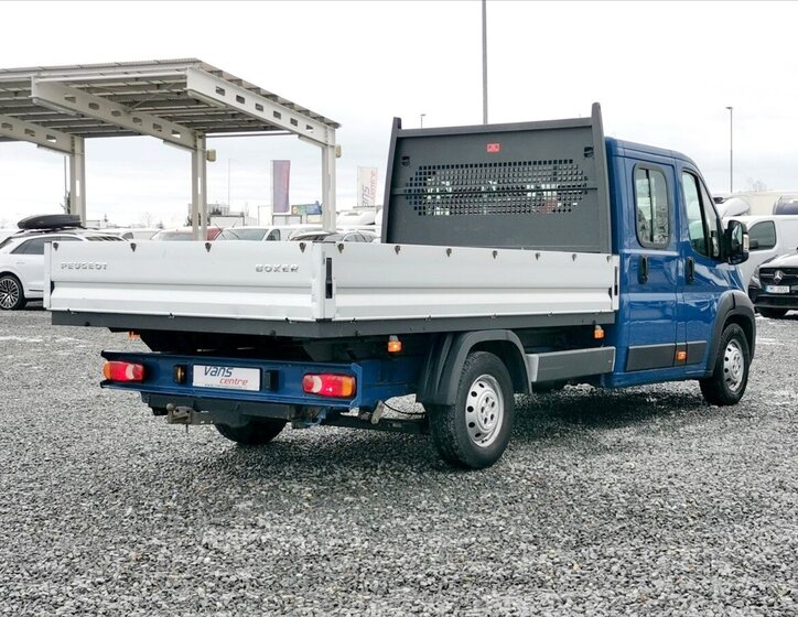 Peugeot Boxer Valník 2,2 l 121 kw