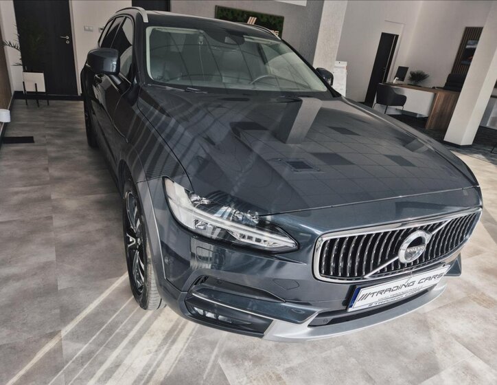 Volvo V90 Kombi 2,0 l 177 kw