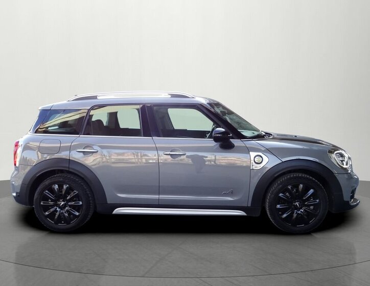 Mini Ostatní Kombi 1,5 l 165 kw