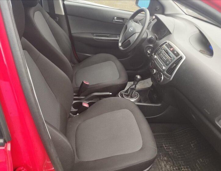 Hyundai i20 Hatchback 1,2 l 62 kw