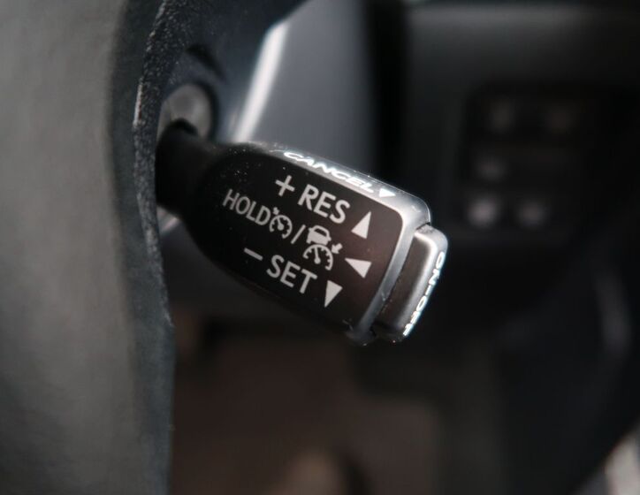 Toyota Land Cruiser 28