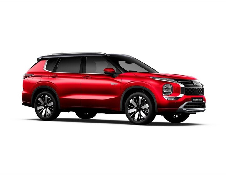 Mitsubishi Outlander SUV / Terénní 2,4 l 225 kw