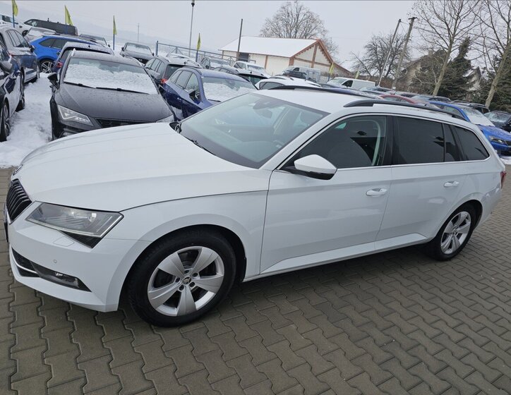 Škoda Superb Kombi 2,0 l 140 kw