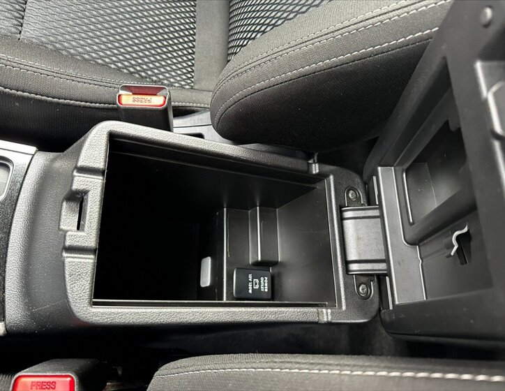 Mitsubishi Outlander Kombi 2,0 l 110 kw