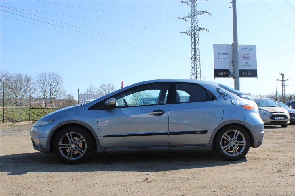 Honda Civic Hatchback 1,8 l 103 kw