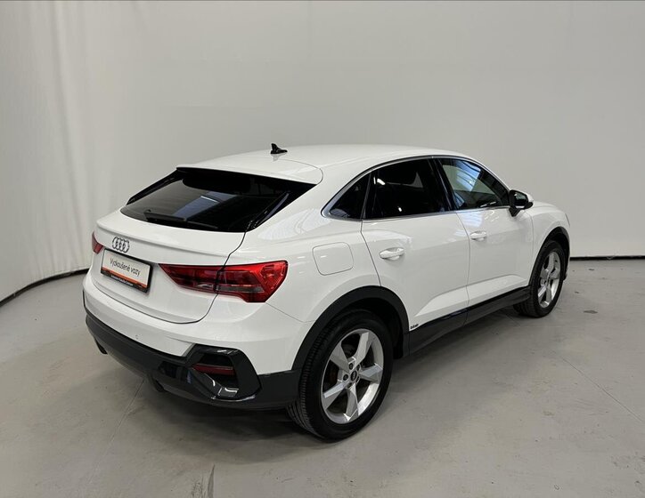 Audi Q3 SUV 1,5 l 110 kw