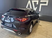 Alfa Romeo Stelvio SUV / Terénní 2,1 l 154 kw
