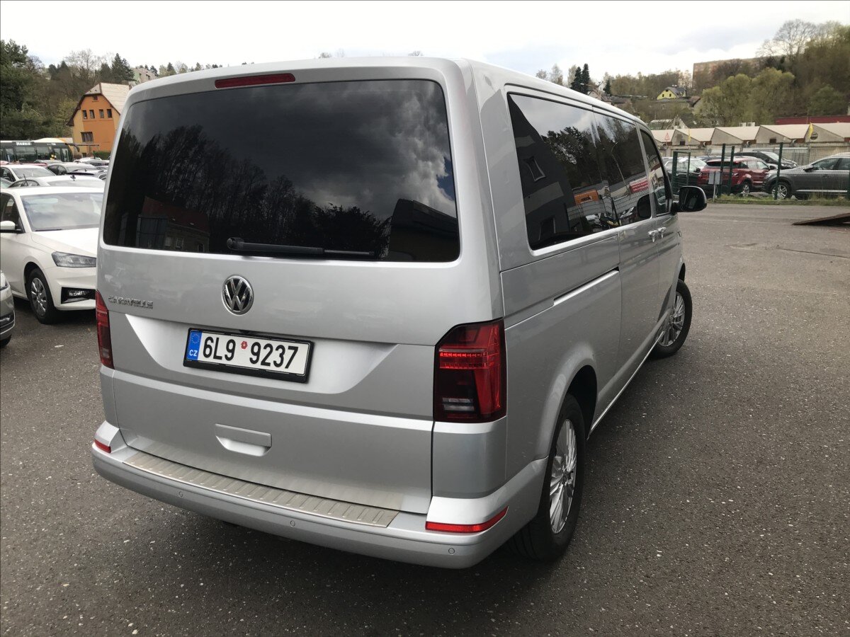 Volkswagen Caravelle Kombi 2,0 l 110 kw