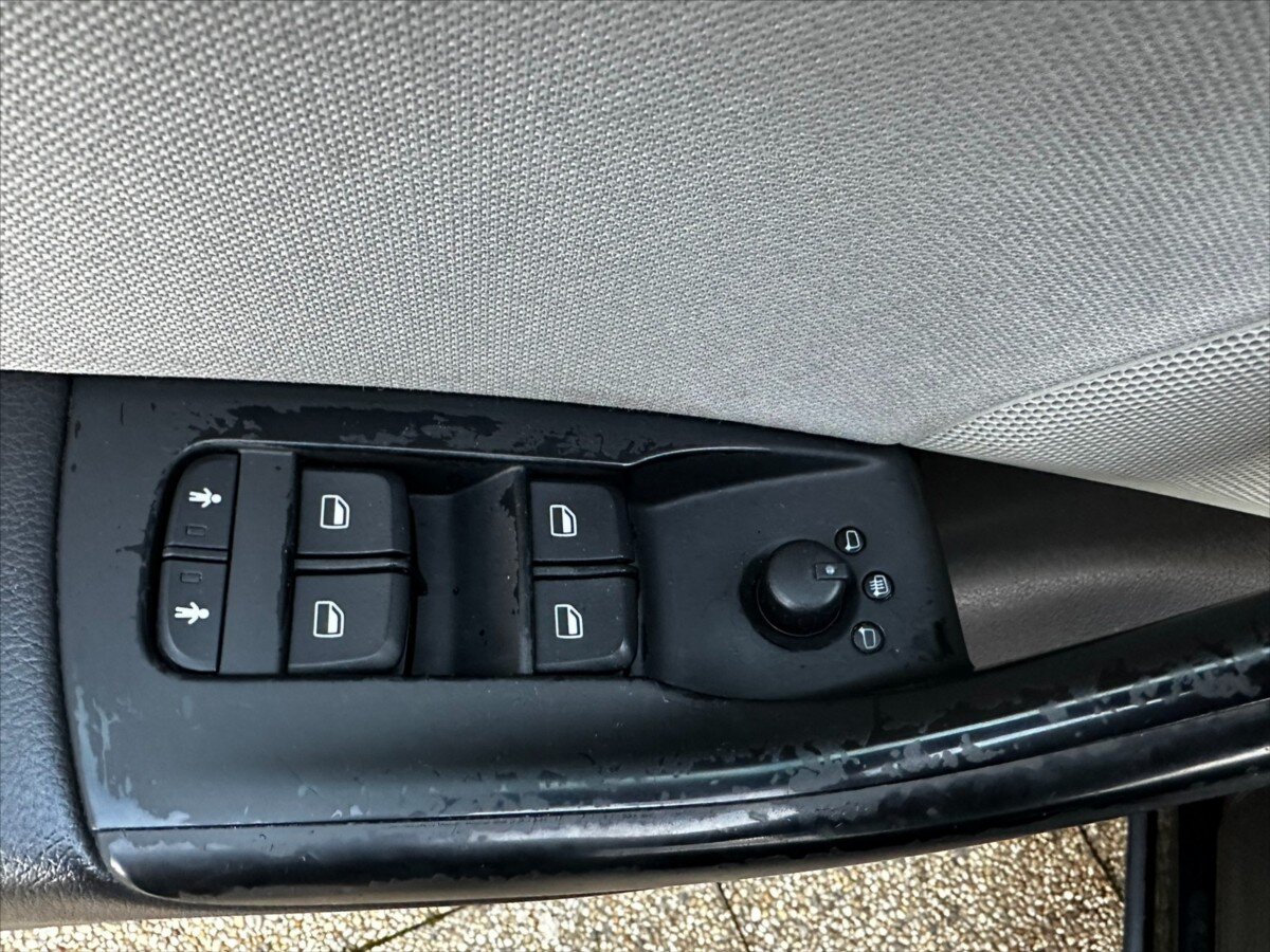 Audi Q3 Kombi 2,0 l 125 kw