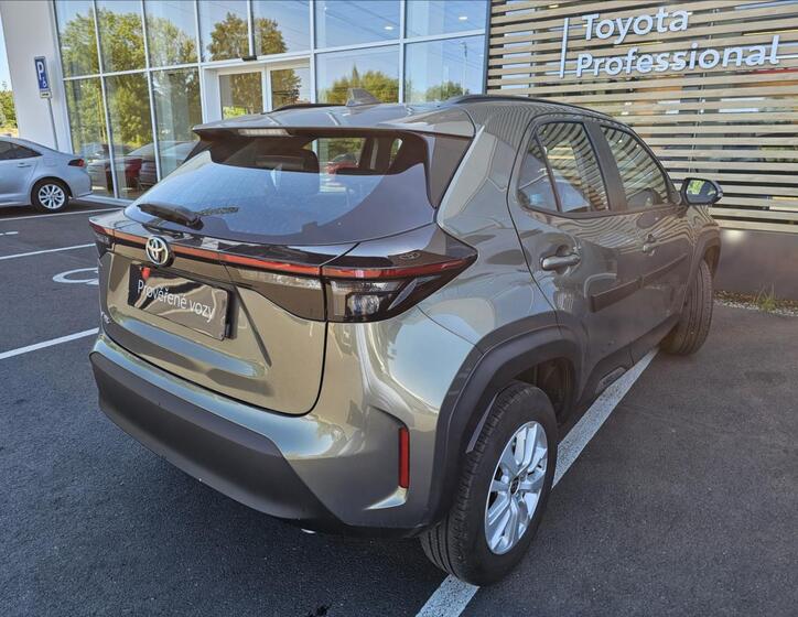 Toyota Yaris Cross 2