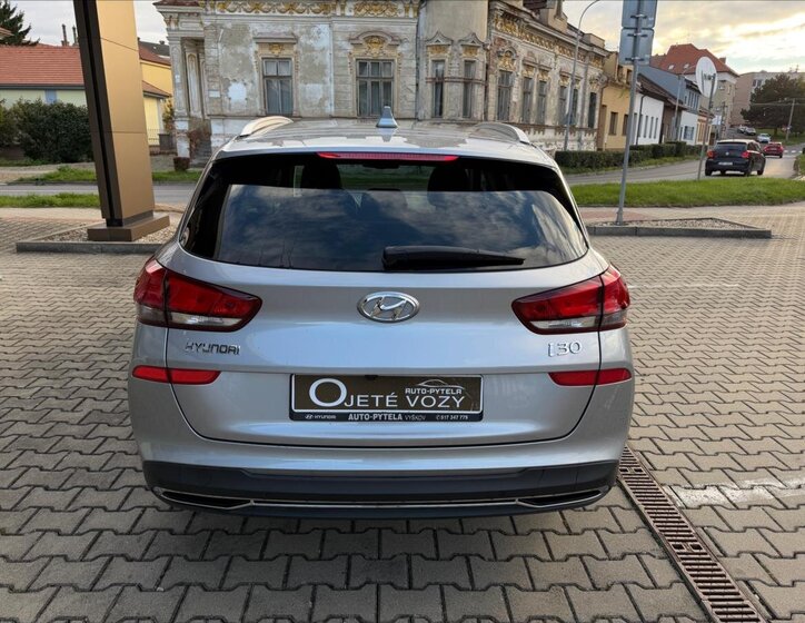 Hyundai i30 Kombi 1,5 l 117 kw