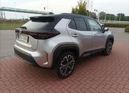 Toyota Yaris Cross 4