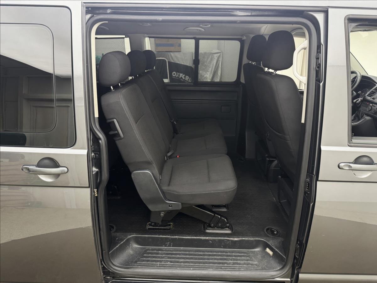 Volkswagen Caravelle Kombi 2,0 l 110 kw