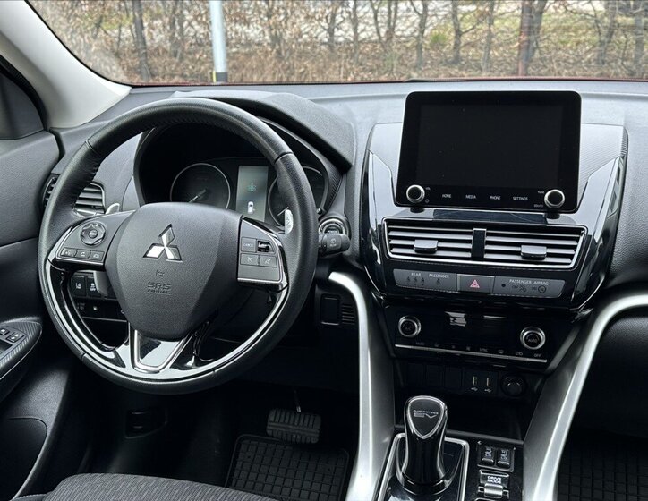 Mitsubishi Eclipse Cross SUV / Terénní 2,4 l 138 kw