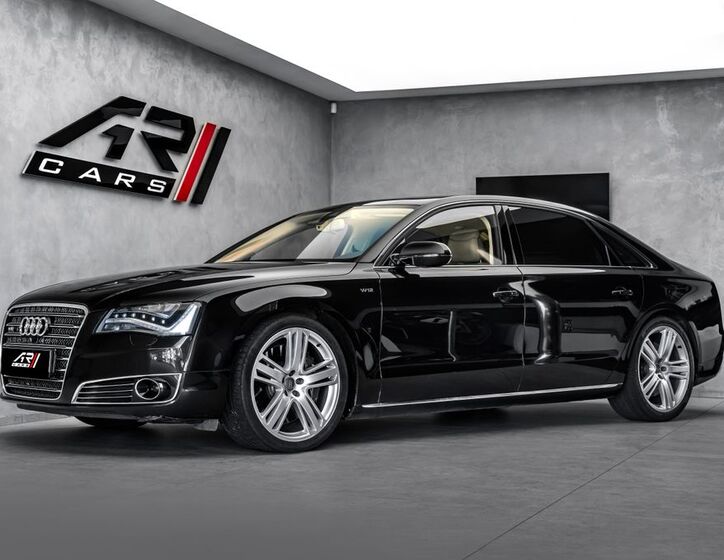 Audi A8 1