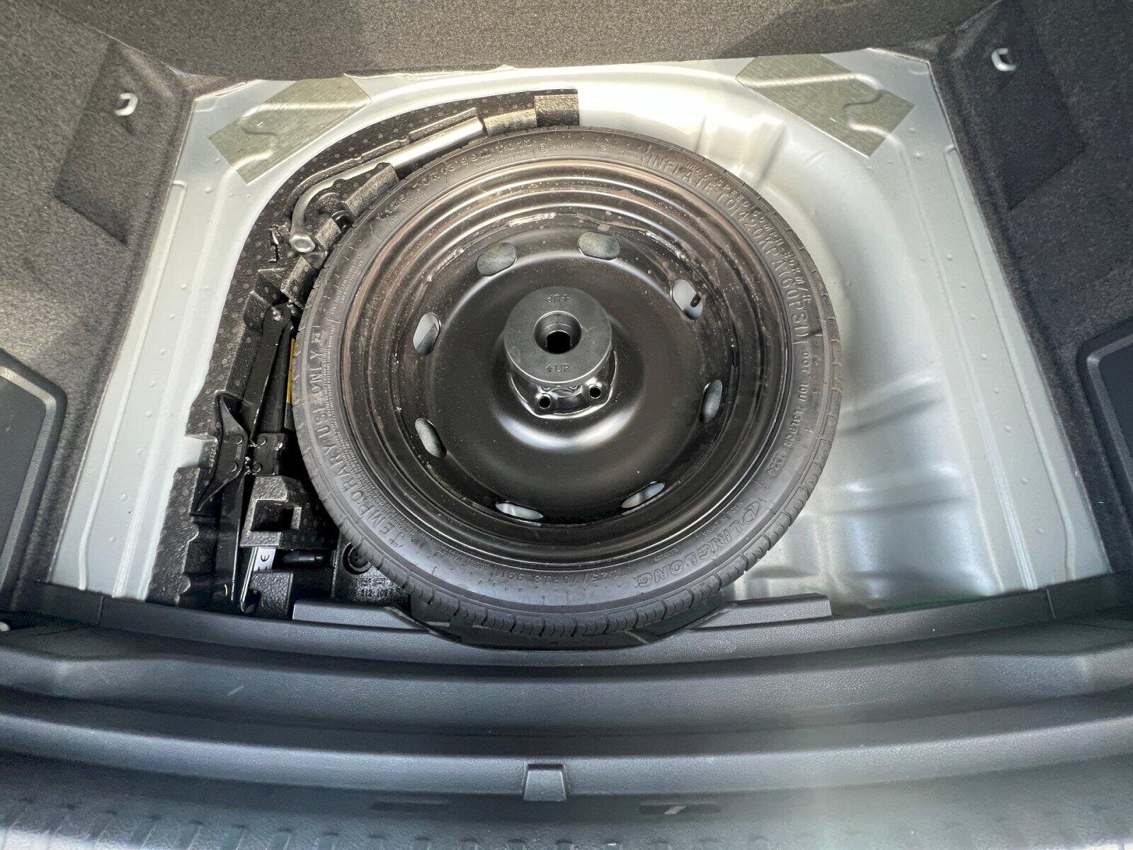 Škoda Karoq SUV 1,5 l 110 kw