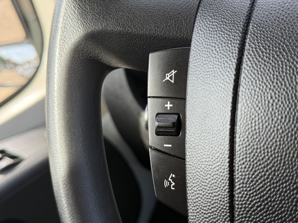 Opel Movano Skříň 2,2 l 121 kw