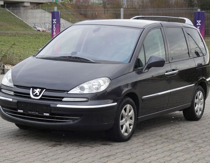 Peugeot 807 4