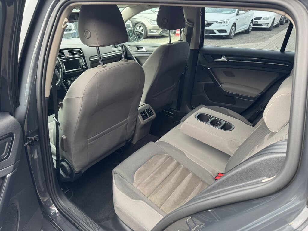 Volkswagen Golf Kombi 2,0 l 110 kw