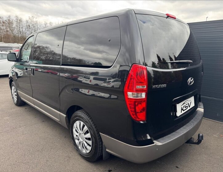 Hyundai H 1 Kombi 2,5 l 120 kw