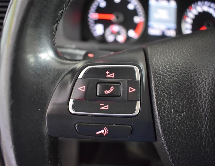 Volkswagen Touran MPV 2,0 l 103 kw