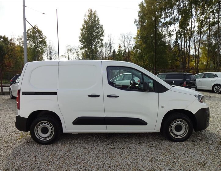 Peugeot Partner Skříň 1,2 l 81 kw