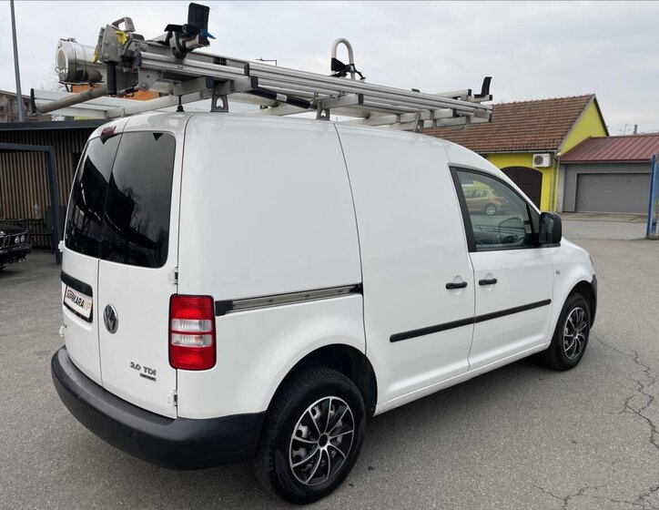 Volkswagen Caddy Skříň 2,0 l 81 kw