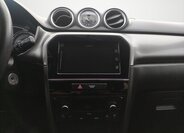 Suzuki Vitara SUV 998,0 82 kw