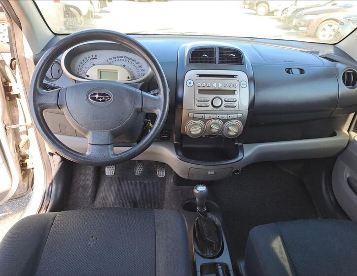 Subaru Justy Hatchback 998,0 51 kw