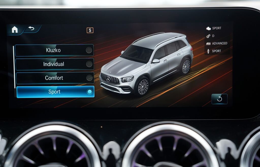 Mercedes-Benz GLB SUV / Terénní 2,0 l 225 kw